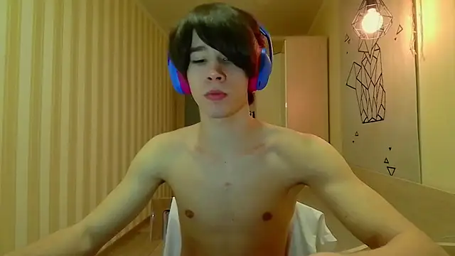 gayGamogey online show from 03-16-25, 06:34