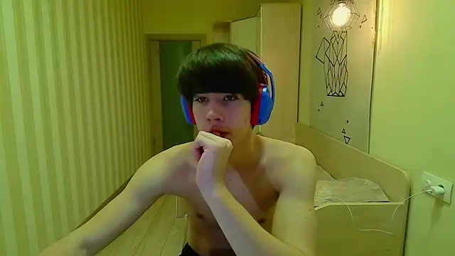 gayGamogey online show from 11-26-25, 01:11