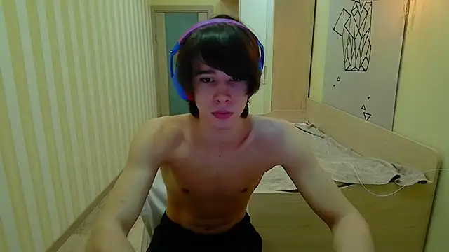 gayGamogey online show from 03-11-26, 04:01