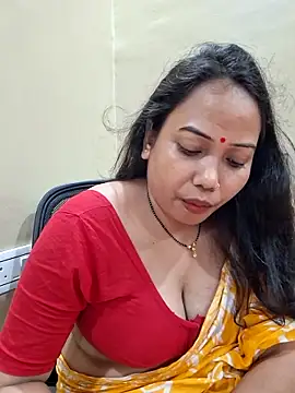 Snapshot of DREAM_GIRL-30 chatting on 05-22-26, 05:33 DREAM GIRL-30 online show from 05-22-26, 05:33