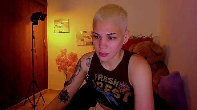 Charlee pink online show from 04-21-26, 07:26
