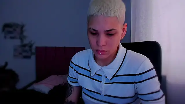 Charlee pink online show from 02-07-26, 05:32