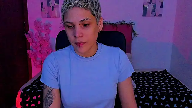 Charlee pink online show from 10-24-25, 12:31