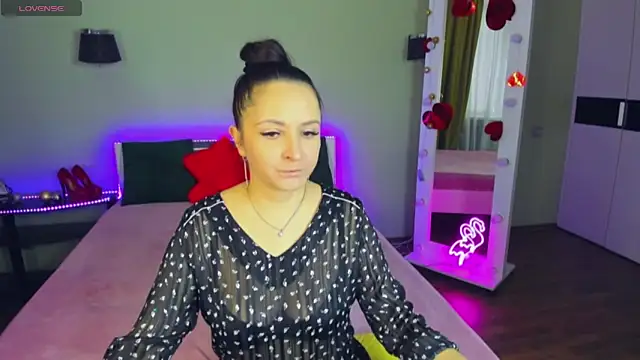 AngellLika online show from 10-06-25, 12:17