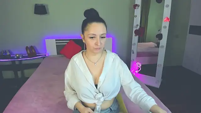 AngellLika online show from 12-16-25, 12:53