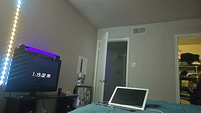 ChillzPnp online show from 11-24-25, 07:19