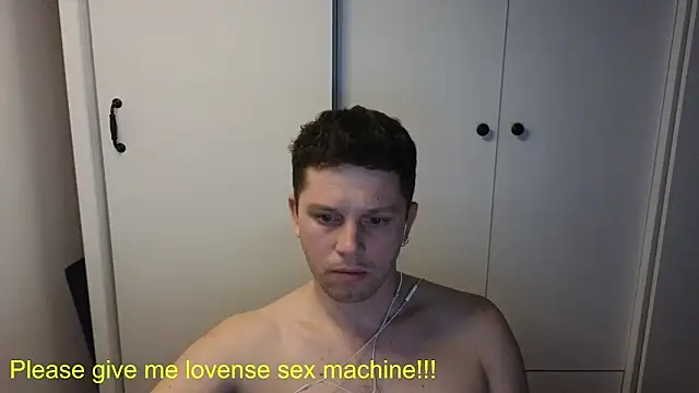 BigL0ve online show from 04-20-26, 02:51