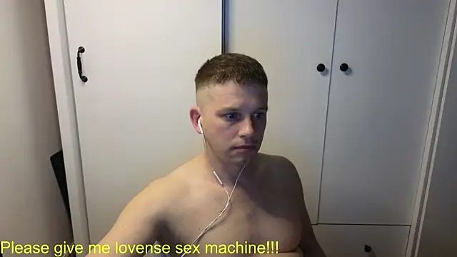 BigL0ve online show from 05-17-26, 03:12
