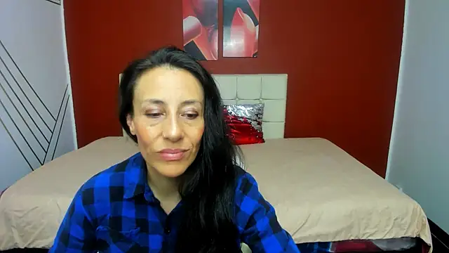 Abrillee1 online show from 02-18-25, 10:47