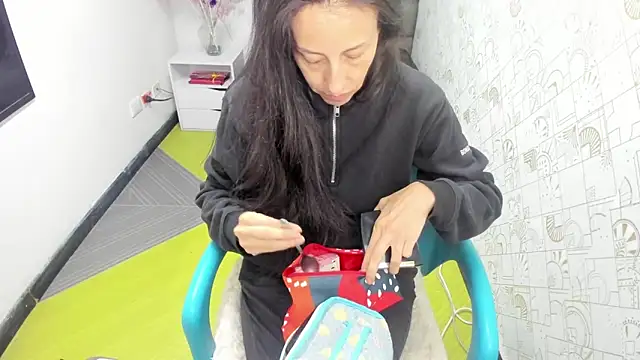 Abrillee1 online show from 03-14-25, 11:45