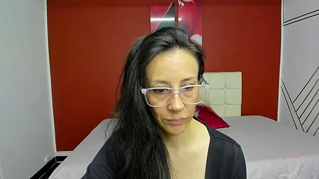 Abrillee1 online show from 03-05-25, 10:21