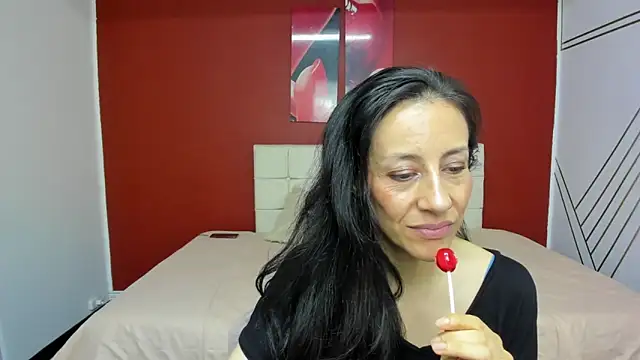 Abrillee1 online show from 02-06-25, 01:16