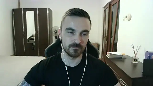 mu5clemania2 online show from 05-13-26, 06:37