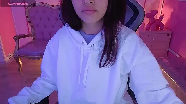 ailen t online show from 10-04-25, 02:35