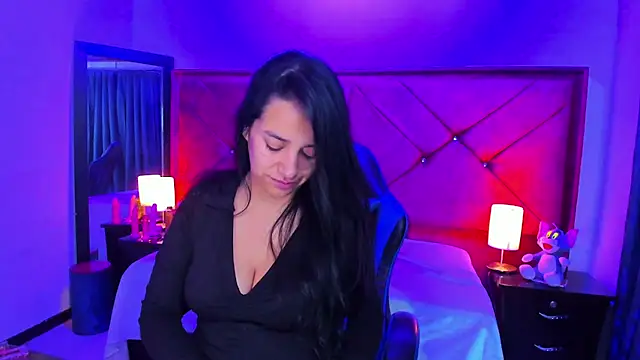Julietacollins06 online show from 06-04-26, 02:33