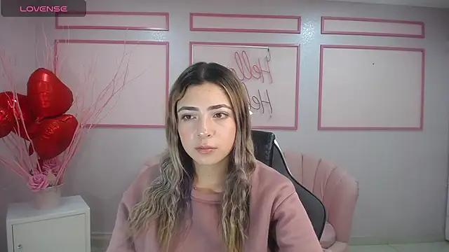 Snapshot of channel_blonde_a chatting on 02-10-25, 04:25 channel blonde a online show from 02-10-25, 04:25