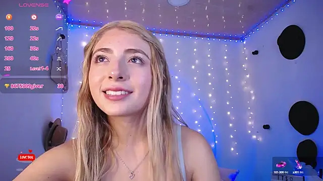 Snapshot of channel_blonde_a chatting on 03-14-25, 12:54 channel blonde a online show from 03-14-25, 12:54