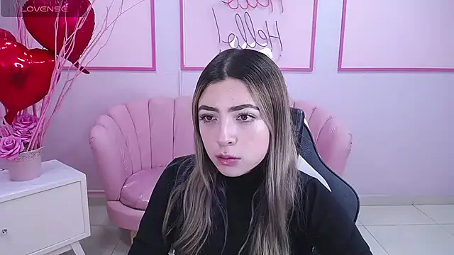 Snapshot of channel_blonde_a chatting on 02-15-25, 04:45 channel blonde a online show from 02-15-25, 04:45