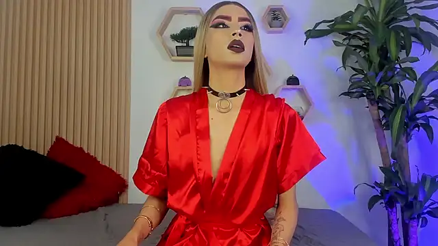 BrianaSchafer online show from 10-01-25, 05:28