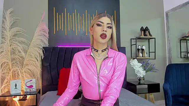 BrianaSchafer online show from 02-17-25, 08:49