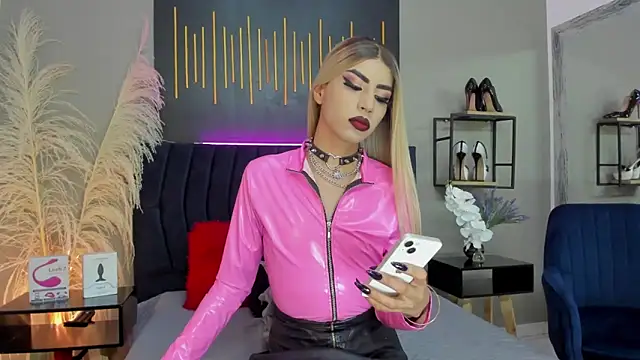 BrianaSchafer online show from 02-10-25, 08:31