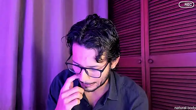 Snapshot of Nicholasrodrii chatting on 10-07-25, 10:55 Nicholasrodrii online show from 10-07-25, 10:55
