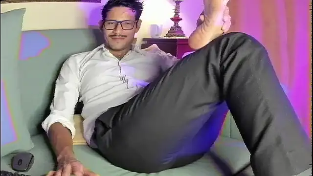 Nicholasrodrii online show from 03-09-26, 11:08