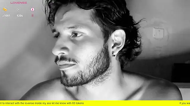 Snapshot of Nicholasrodrii chatting on 02-18-25, 03:21 Nicholasrodrii online show from 02-18-25, 03:21
