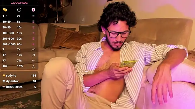 Snapshot of Nicholasrodrii chatting on 01-30-25, 12:50 Nicholasrodrii online show from 01-30-25, 12:50