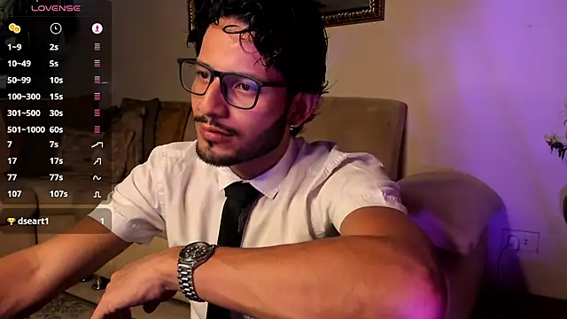 Snapshot of Nicholasrodrii chatting on 02-06-25, 11:48 Nicholasrodrii online show from 02-06-25, 11:48