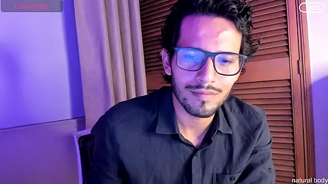 Snapshot of Nicholasrodrii chatting on 10-10-25, 11:38 Nicholasrodrii online show from 10-10-25, 11:38