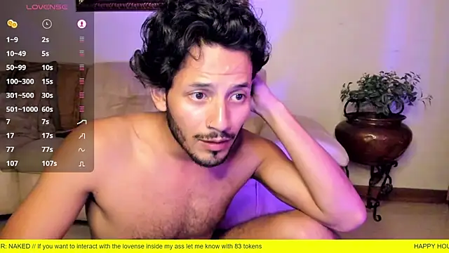 Snapshot of Nicholasrodrii chatting on 02-08-25, 02:36 Nicholasrodrii online show from 02-08-25, 02:36