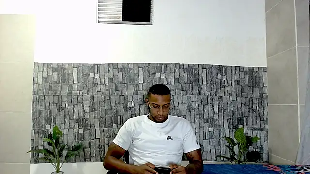 Snapshot of Joseephjackson chatting on 03-03-25, 03:22 Joseephjackson online show from 03-03-25, 03:22