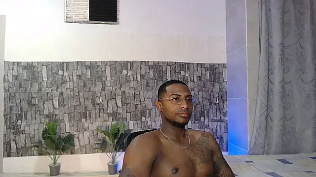 Snapshot of Joseephjackson chatting on 09-25-25, 01:17 Joseephjackson online show from 09-25-25, 01:17
