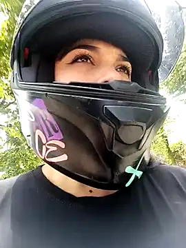 brianaGuzman online show from 09-19-25, 05:28