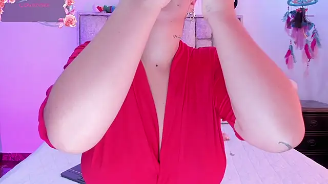 brianaGuzman online show from 10-11-25, 05:36