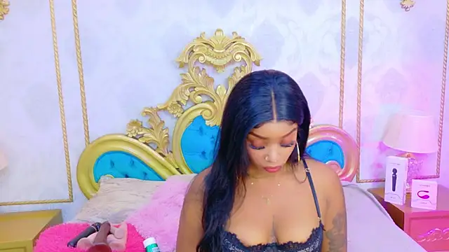 SalomeRestrepo online show from 11-08-25, 05:00