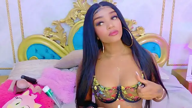 SalomeRestrepo online show from 11-06-25, 04:49