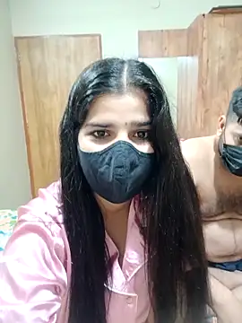 Snapshot of aaliya_bhattt chatting on 09-12-25, 03:45 aaliya bhattt online show from 09-12-25, 03:45