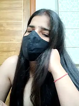 Snapshot of aaliya_bhattt chatting on 10-06-25, 04:02 aaliya bhattt online show from 10-06-25, 04:02