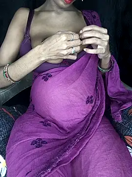 Snapshot of baby_soni78690 chatting on 10-08-25, 07:03 baby soni78690 online show from 10-08-25, 07:03