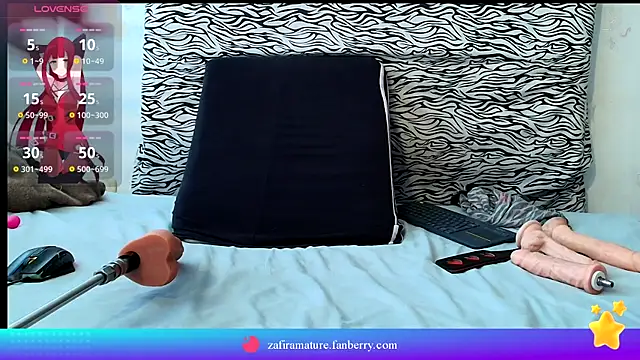 perla mature online show from 11-21-25, 04:50