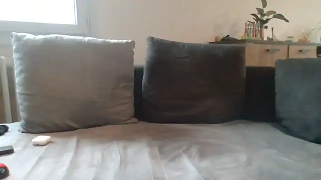 Snapshot of FablinoX chatting on 09-23-25, 06:53 FablinoX online show from 09-23-25, 06:53