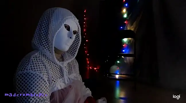 madcrumblepie online show from 01-15-25, 02:13