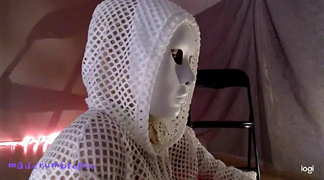 madcrumblepie online show from 02-28-25, 08:50