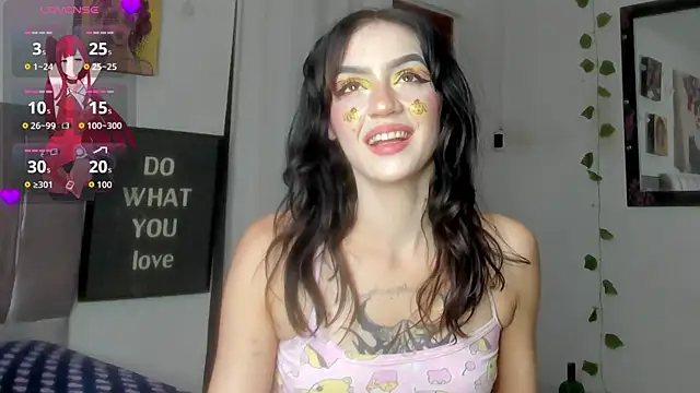 Snapshot of katt__black__ chatting on 07-10-26, 08:20 katt black online show from 07-10-26, 08:20
