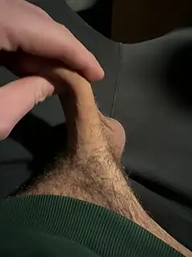 YoungCouple0604 online show from 12-12-24, 10:42