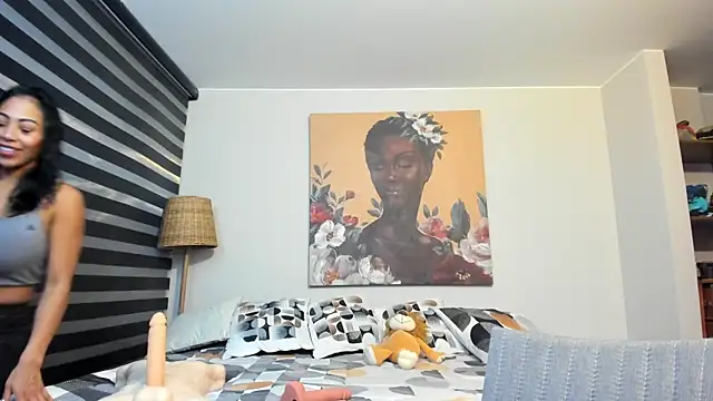 CindyWilliams  online show from 12-21-25, 03:30