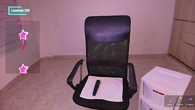 Snapshot of irantzu_hank chatting on 06-30-26, 02:00 irantzu hank online show from 06-30-26, 02:00