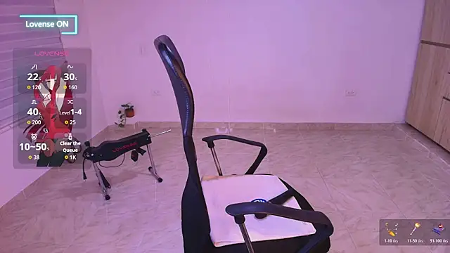 Snapshot of irantzu_hank chatting on 06-11-26, 12:23 irantzu hank online show from 06-11-26, 12:23